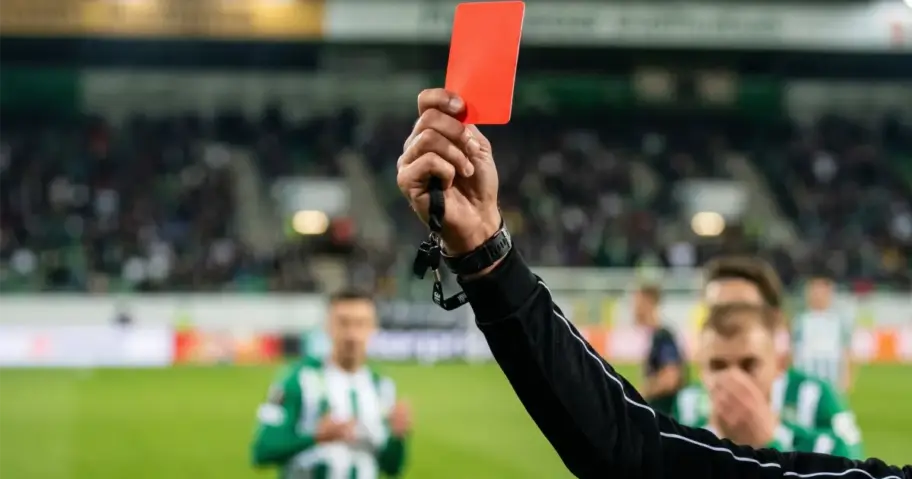 Arbitrage au Mondial 2026 : les fans africains dénoncent une injustice flagrante